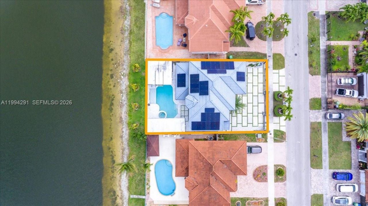 15763 SW 43rd St , Miami, FL 33185 Photo