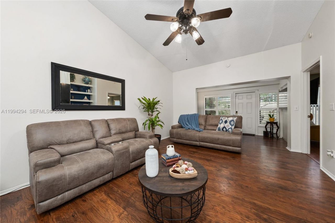 703 Swan Ln, Altamonte Springs, FL 32701 Photo