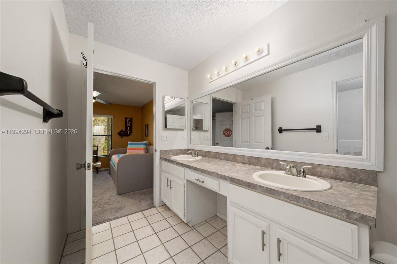 703 Swan Ln, Altamonte Springs, FL 32701 Photo