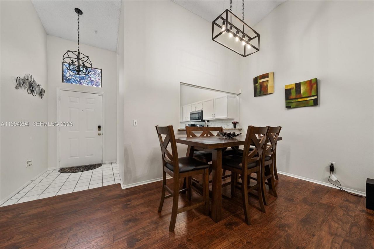 703 Swan Ln, Altamonte Springs, FL 32701 Photo