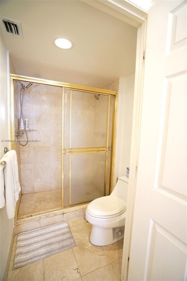 16711 Collins Ave, Unit 601, Sunny Isles Beach, FL 33160 Photo