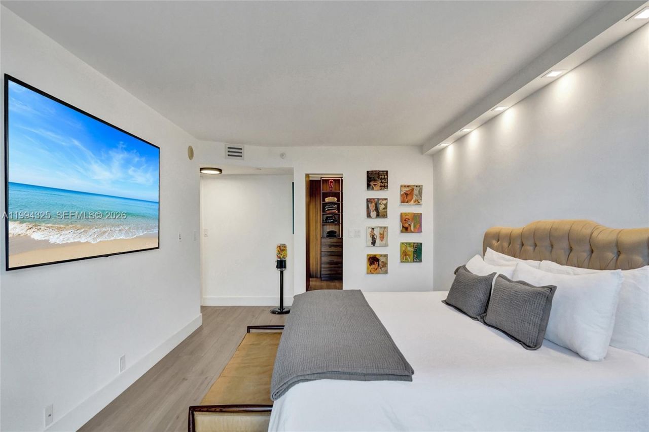 1000 Quayside Ter, Unit 707, Miami, FL 33138 Photo