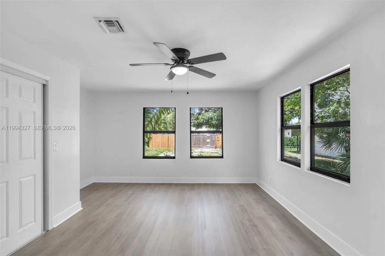914 S L St, Lake Worth, FL 33460 Photo