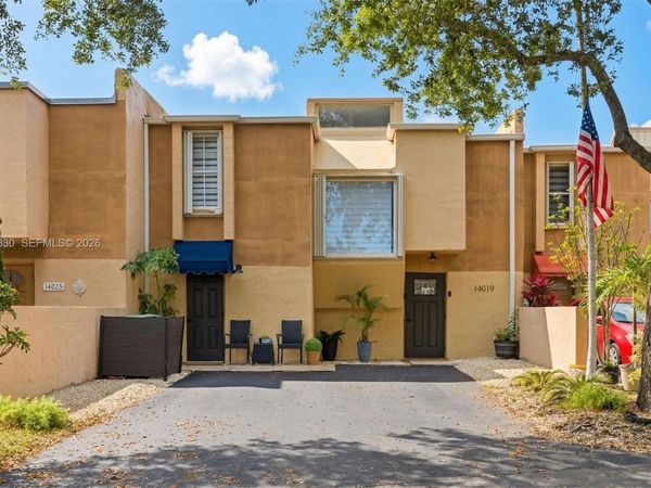 14019 SW 67th Ter , Miami, FL 33183