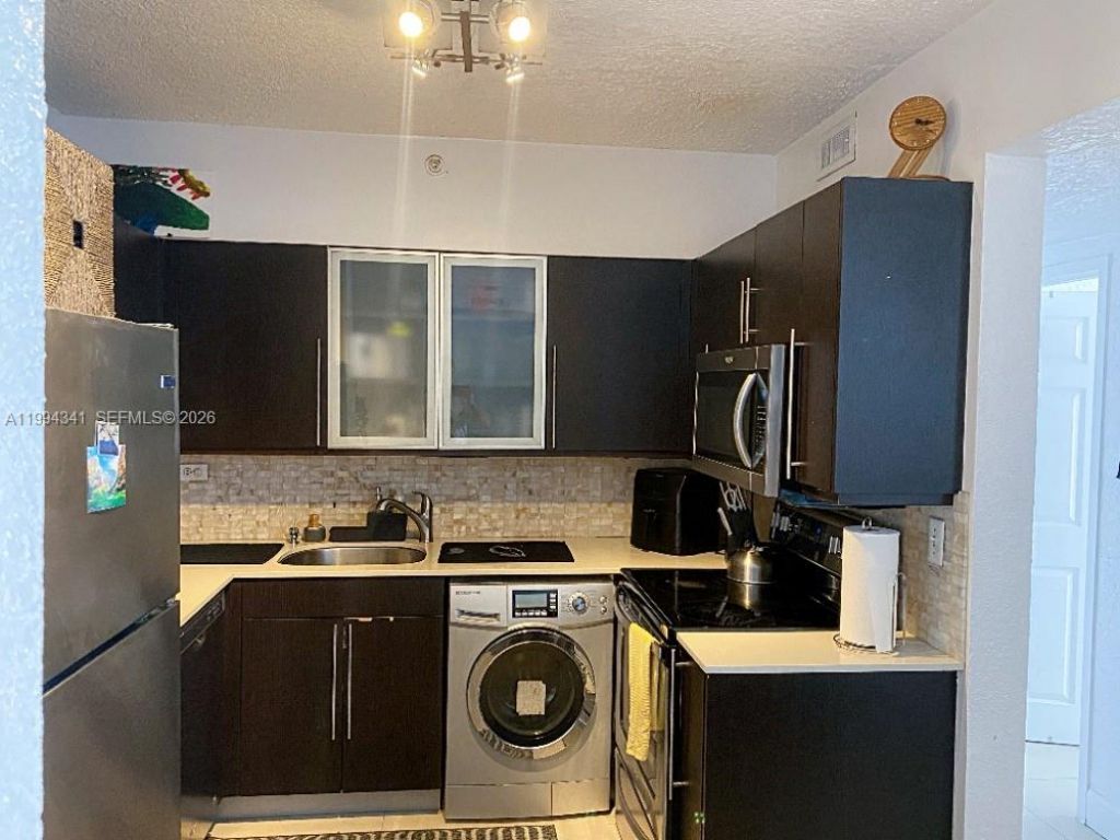 1500 Bay Rd, Unit 1222S, Miami Beach, FL 33139 Photo