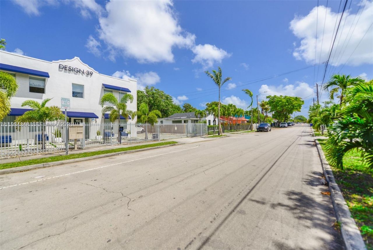 165 NW 39th St, Unit 7, Miami, FL 33127 Photo
