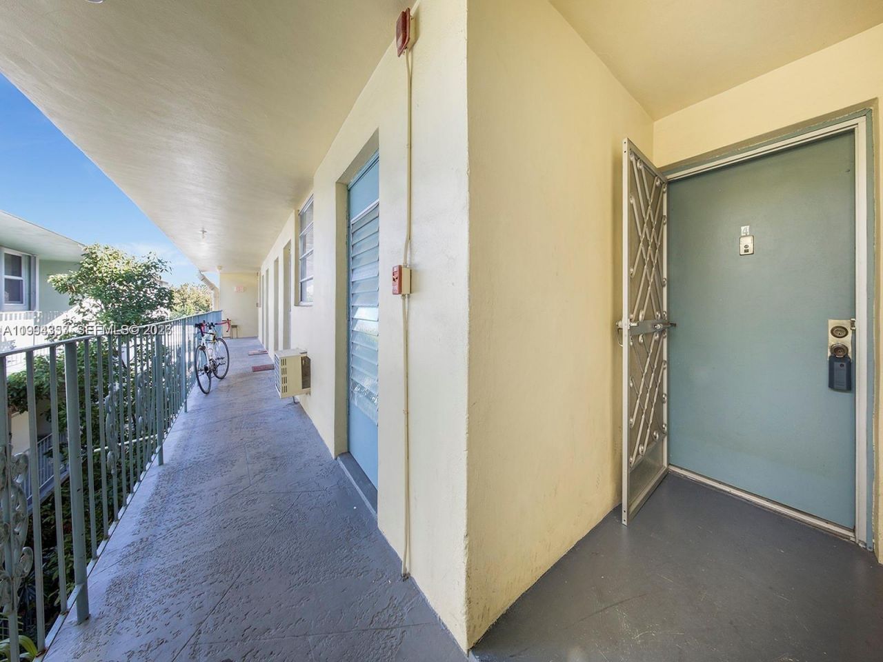 915 Jefferson Ave , Unit 4B, Miami Beach, FL 33139 Photo