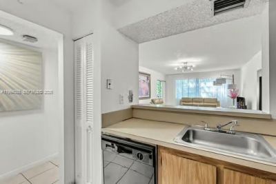 15430 SW 82nd Ln , Unit 625, Miami, FL 33193 Photo