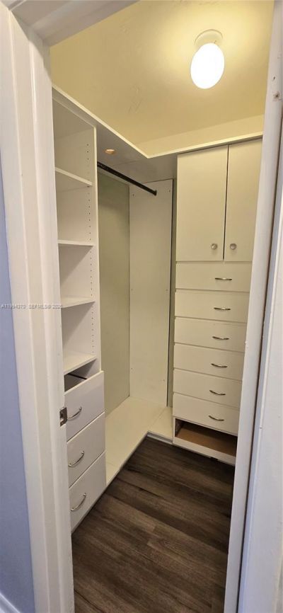 1201 NE 191st St, Unit G306, Miami, FL 33179 Photo