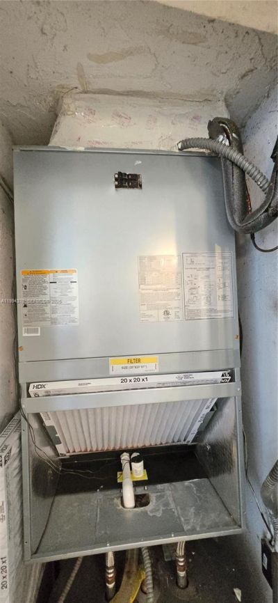 1201 NE 191st St, Unit G306, Miami, FL 33179 Photo