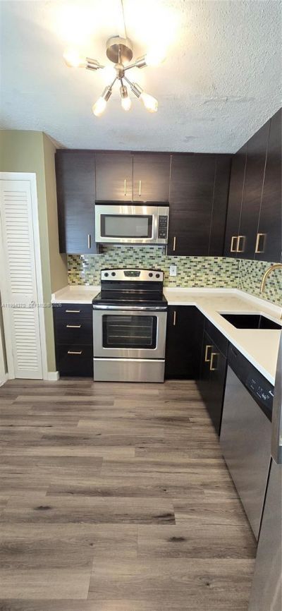 1201 NE 191st St, Unit G306, Miami, FL 33179 Photo