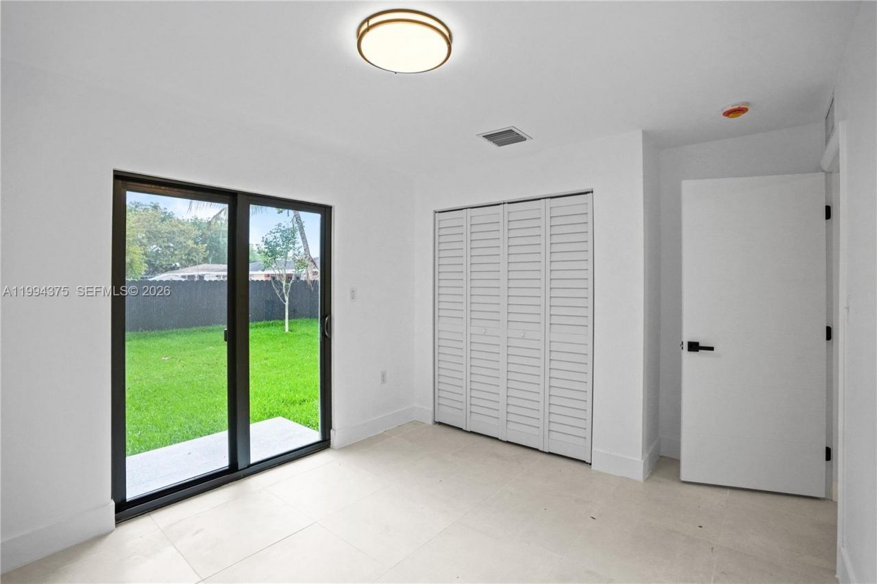 5821 NW 30th Ave, Unit 5821, Miami, FL 33142 Photo