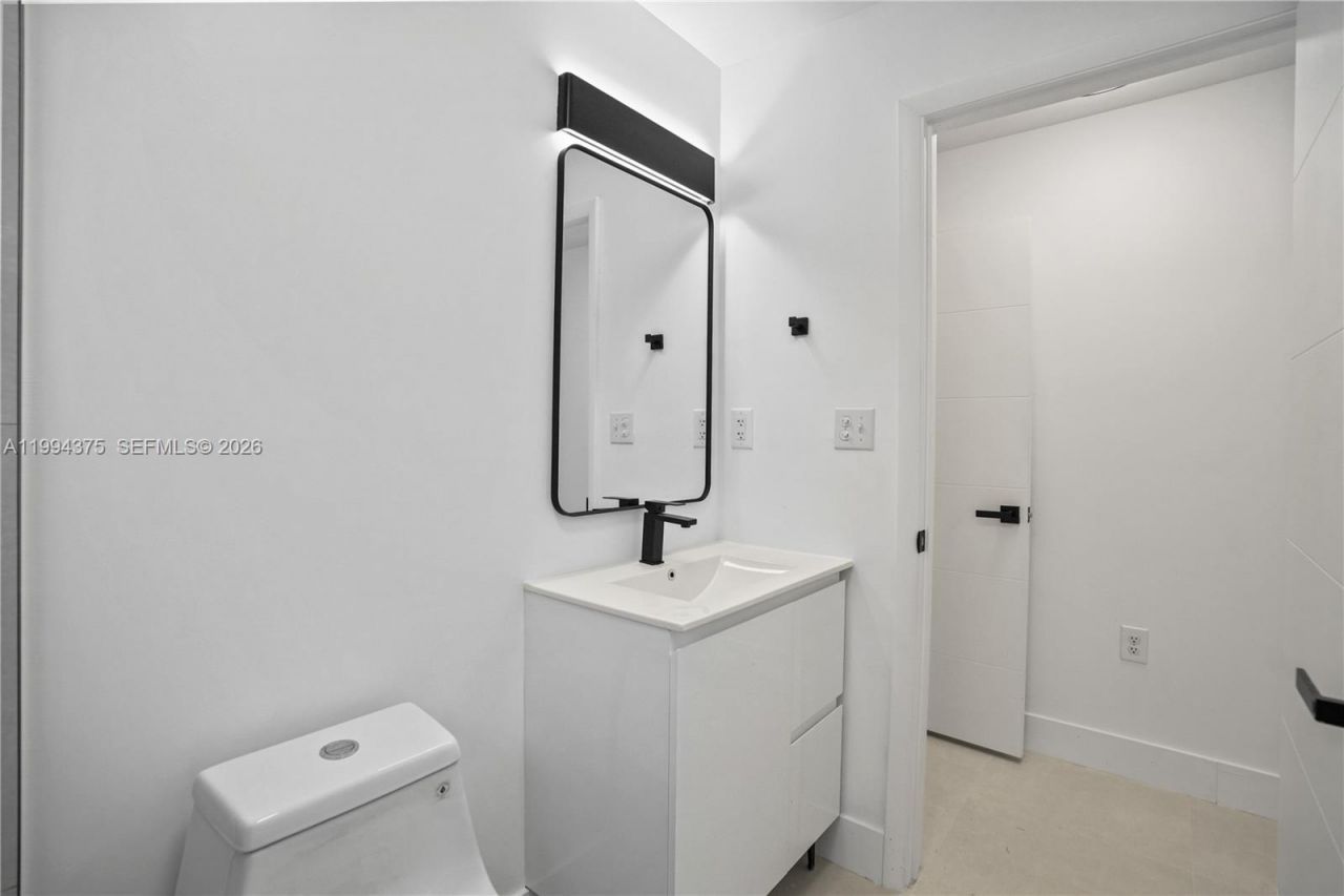 5821 NW 30th Ave, Unit 5821, Miami, FL 33142 Photo