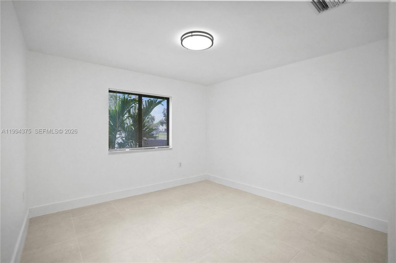 5821 NW 30th Ave, Unit 5821, Miami, FL 33142 Photo