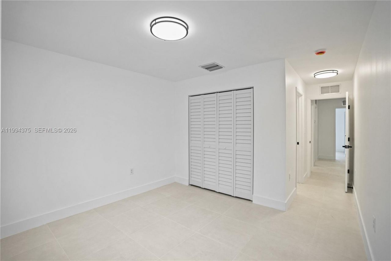 5821 NW 30th Ave, Unit 5821, Miami, FL 33142 Photo