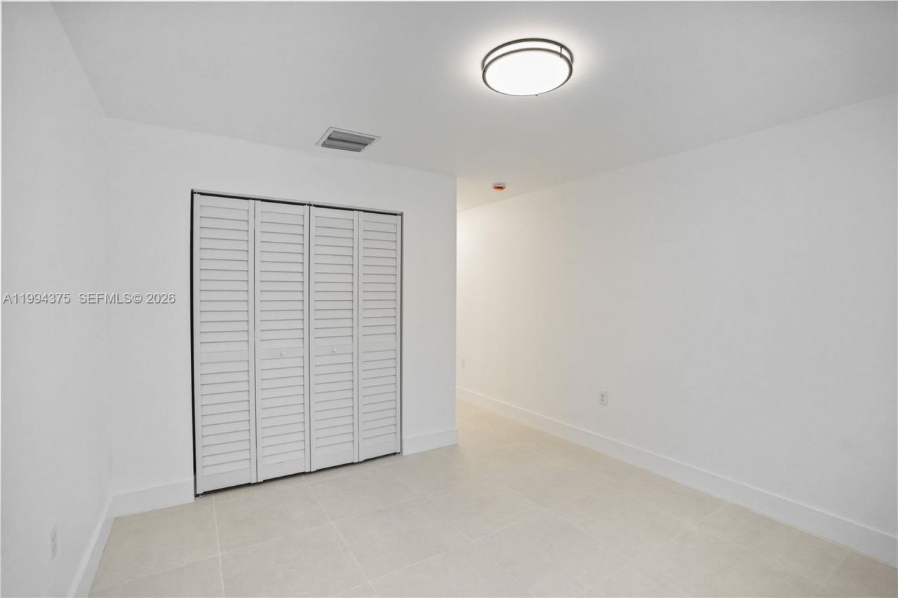 5821 NW 30th Ave, Unit 5821, Miami, FL 33142 Photo