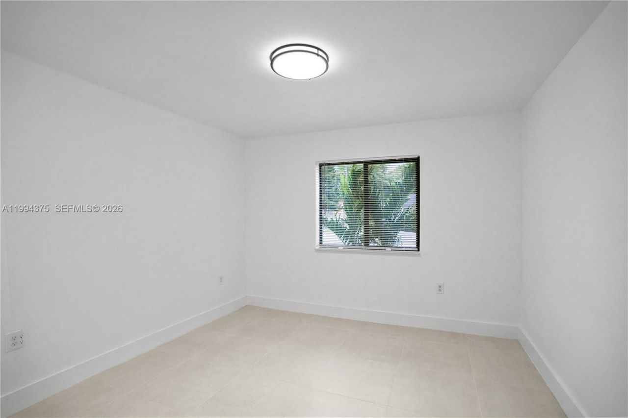 5821 NW 30th Ave, Unit 5821, Miami, FL 33142 Photo