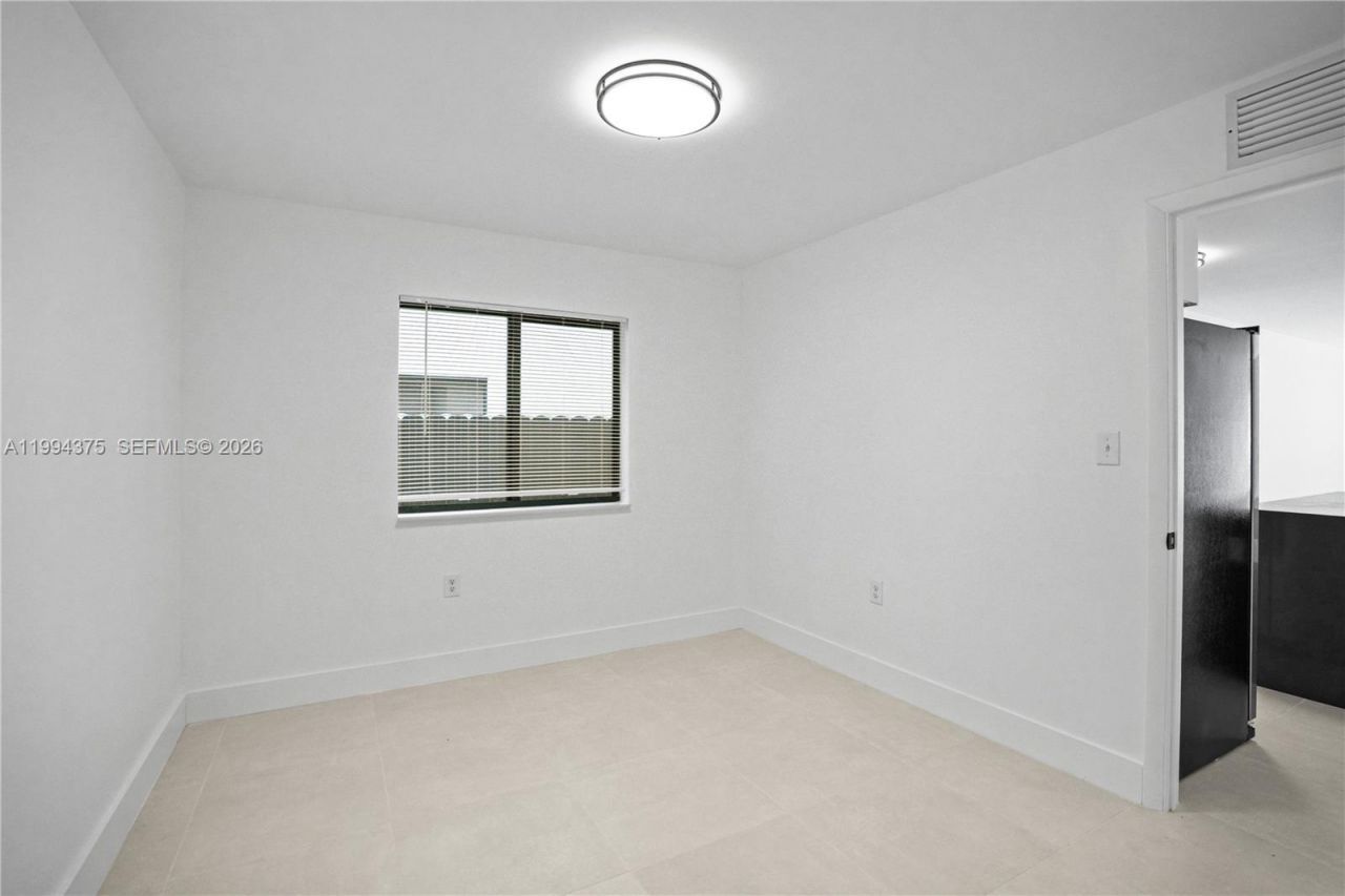 5821 NW 30th Ave, Unit 5821, Miami, FL 33142 Photo