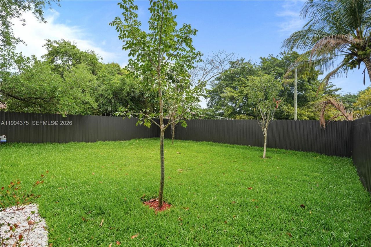 5821 NW 30th Ave, Unit 5821, Miami, FL 33142 Photo