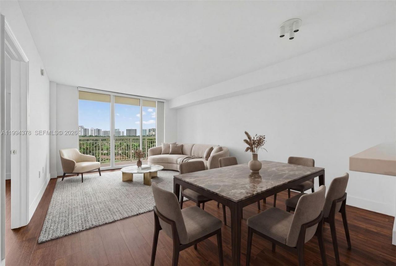 19501 W Country Club Dr , Unit 602, Aventura, FL 33180 Photo