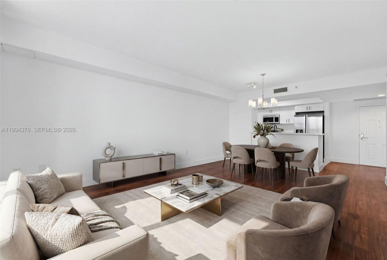 19501 W Country Club Dr , Unit 602, Aventura, FL 33180 Photo