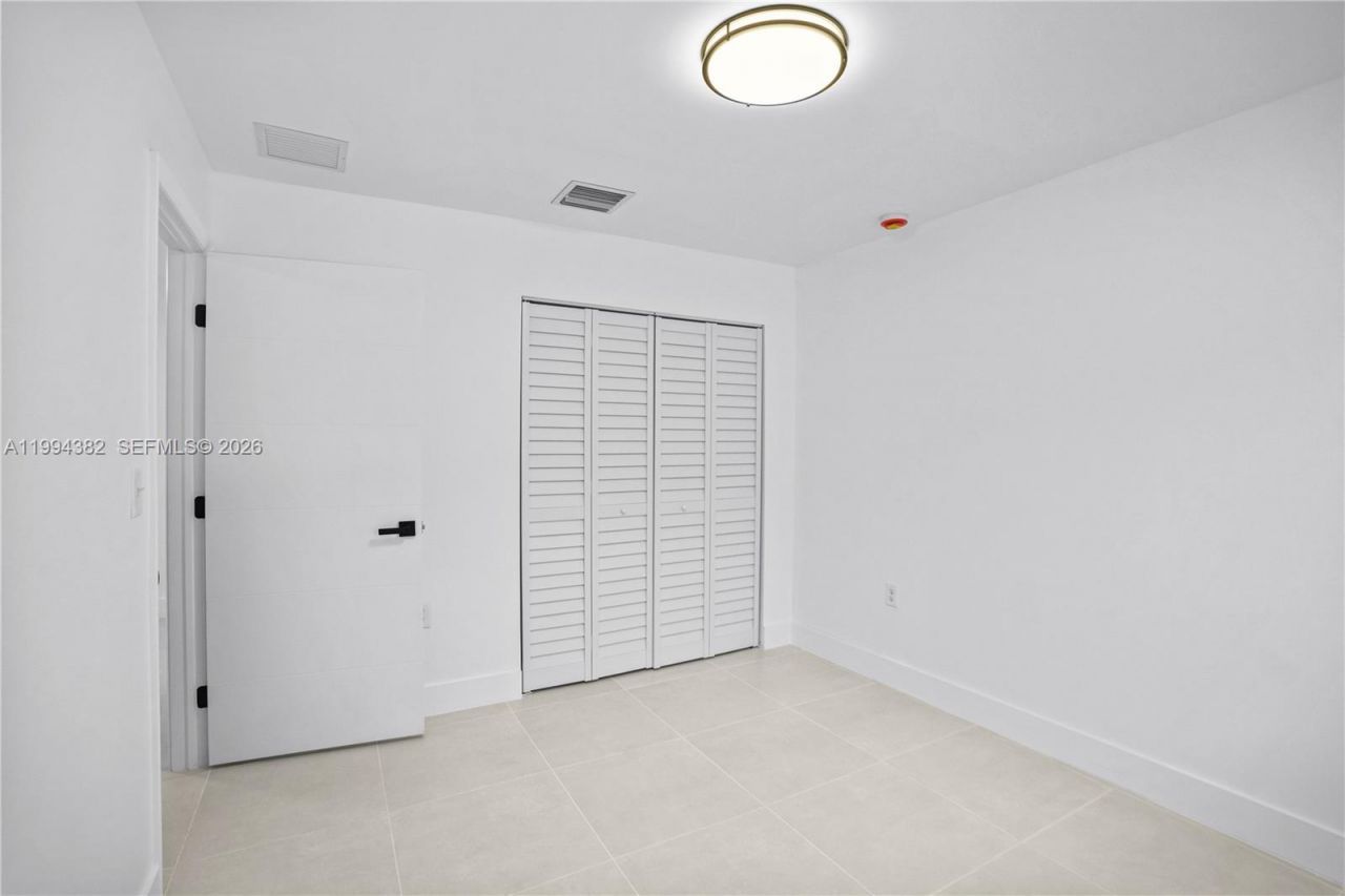 5823 NW 30th Ave, Unit 5823, Miami, FL 33142 Photo