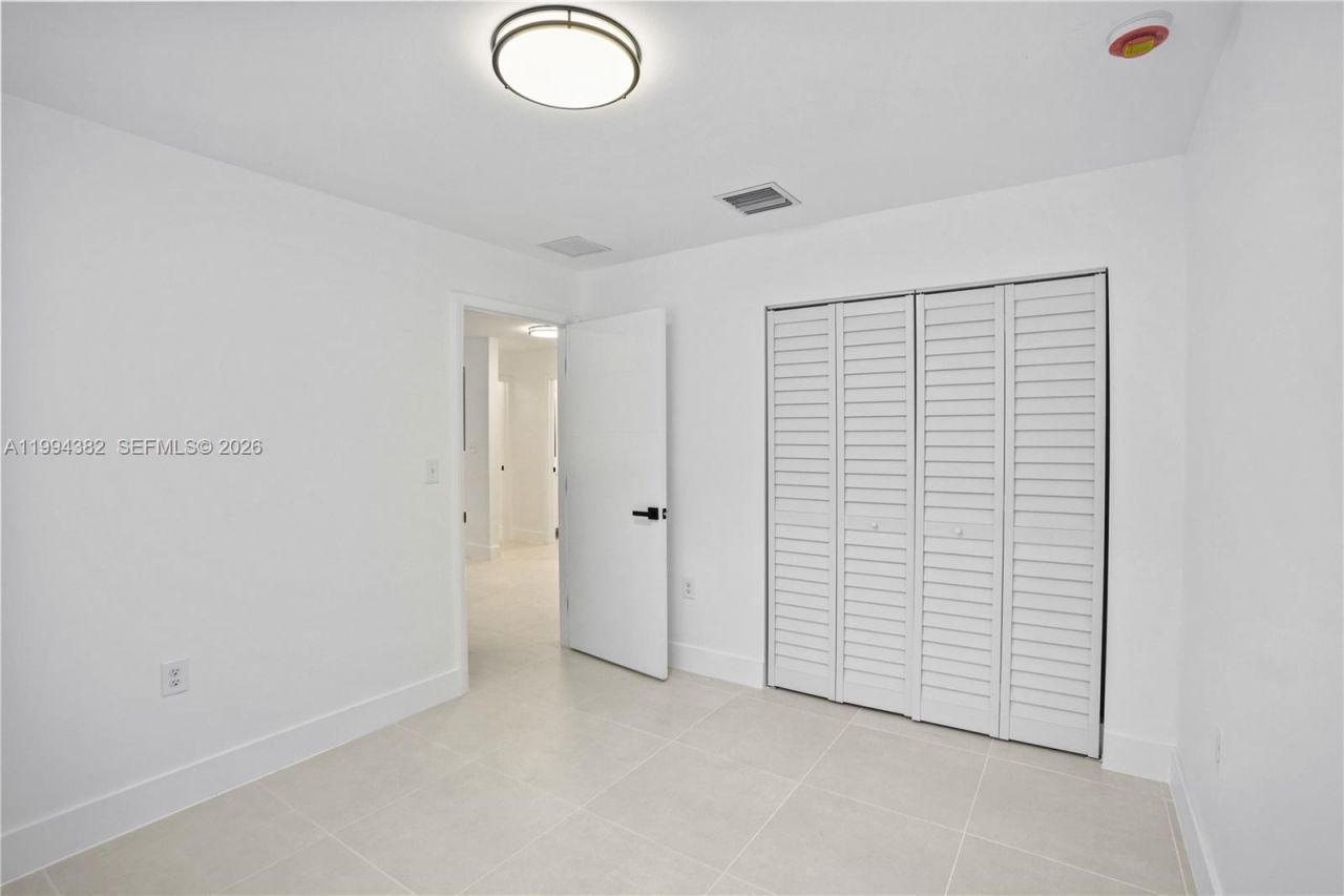 5823 NW 30th Ave, Unit 5823, Miami, FL 33142 Photo