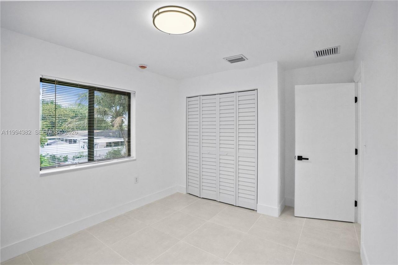 5823 NW 30th Ave, Unit 5823, Miami, FL 33142 Photo