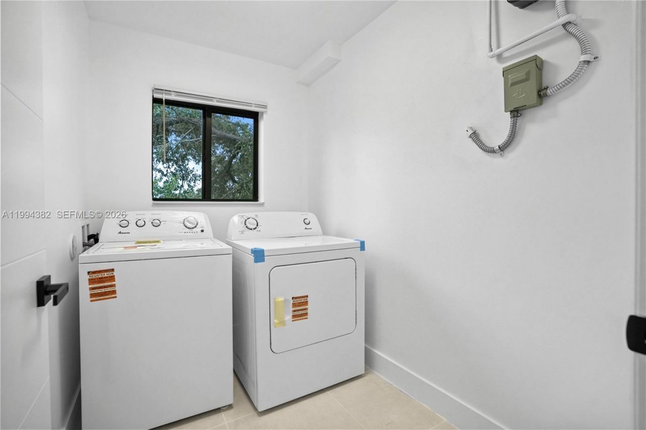 5823 NW 30th Ave, Unit 5823, Miami, FL 33142 Photo