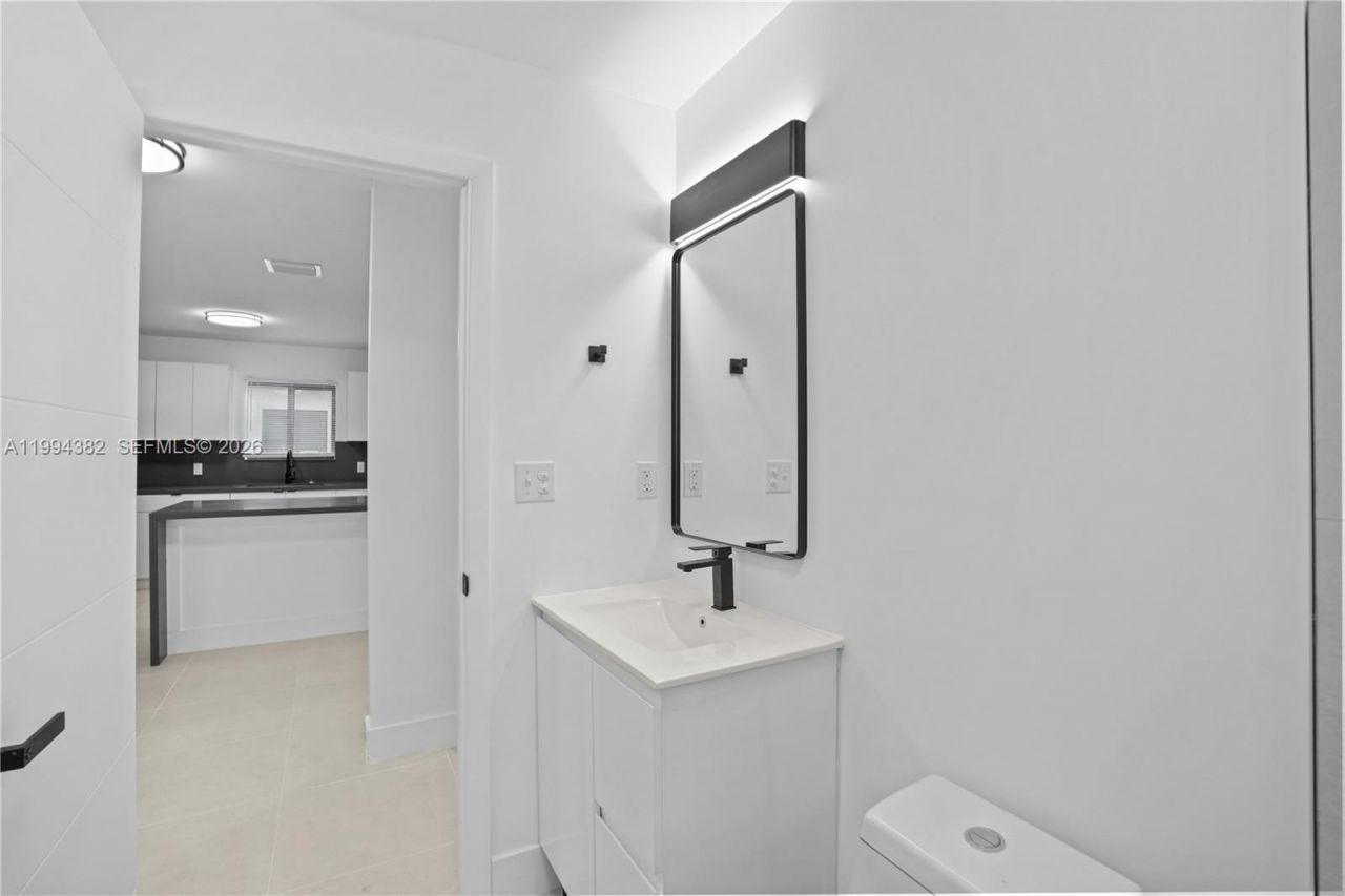 5823 NW 30th Ave, Unit 5823, Miami, FL 33142 Photo