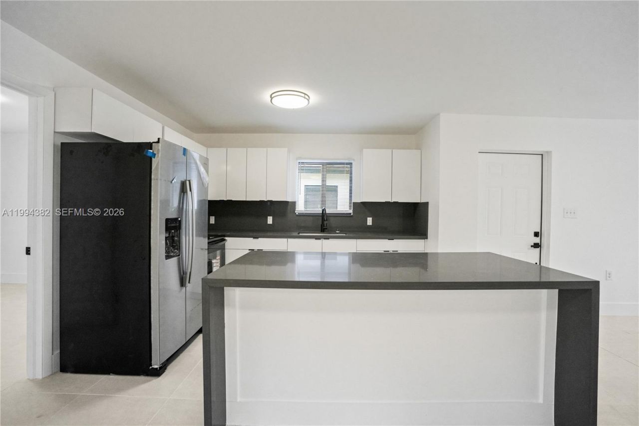 5823 NW 30th Ave, Unit 5823, Miami, FL 33142 Photo