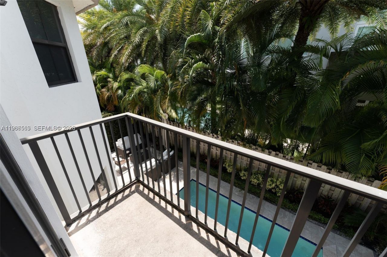 10560 NW 69 Ter, Unit 10560, Doral, FL 33178 Photo