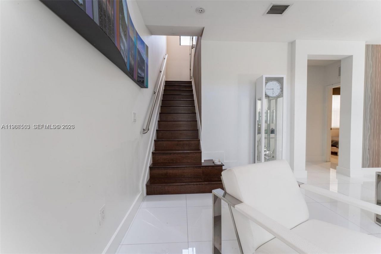 10560 NW 69 Ter, Unit 10560, Doral, FL 33178 Photo