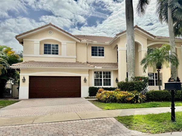 2455 Greenbrier Ct , Weston, FL 33327