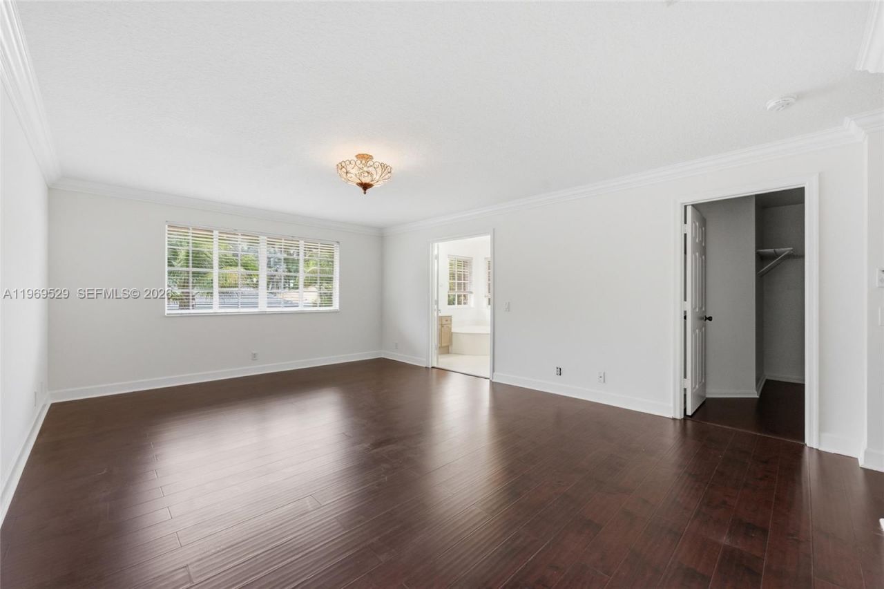 2455 Greenbrier Ct, Weston, FL 33327 Photo