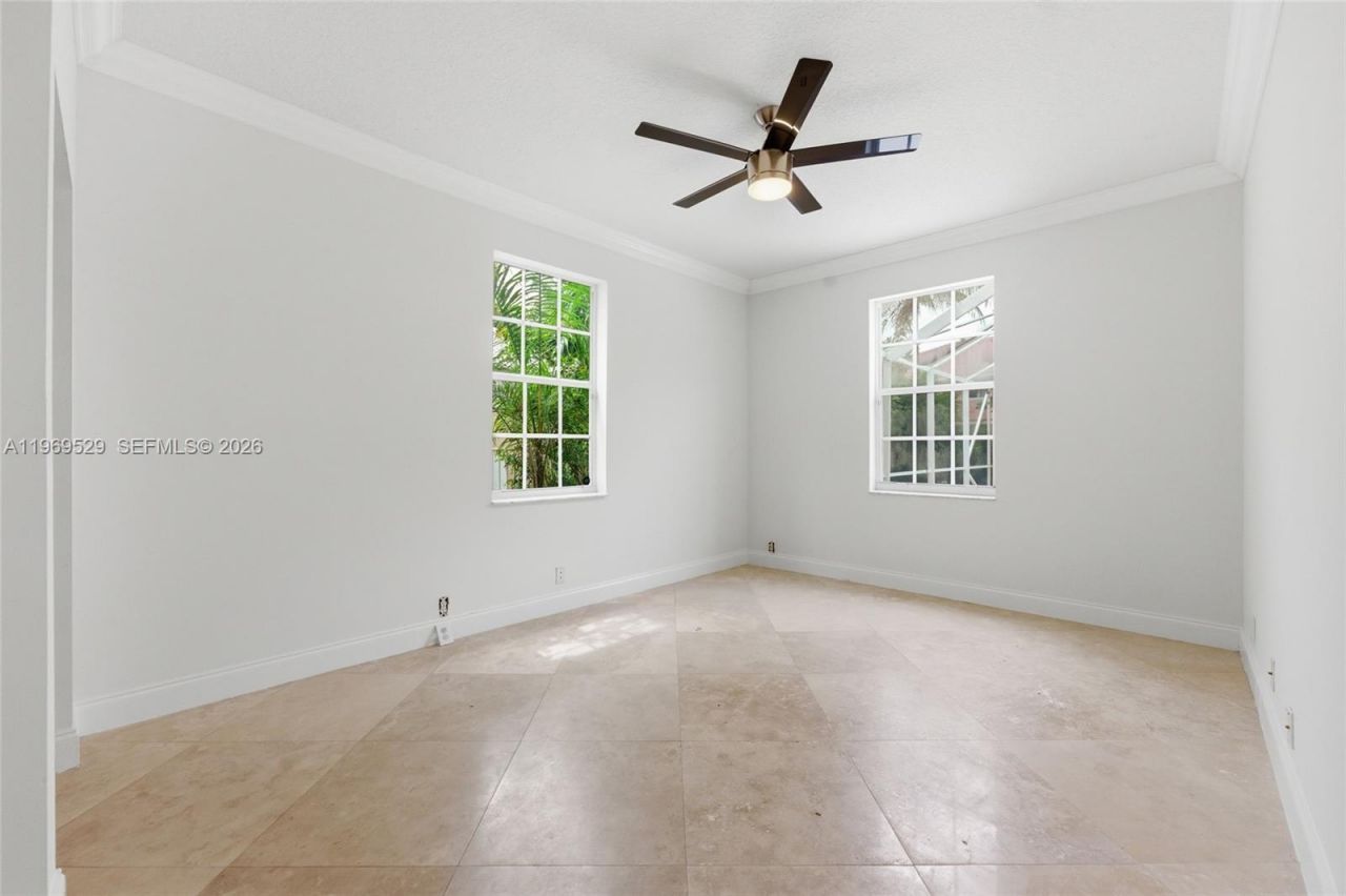 2455 Greenbrier Ct, Weston, FL 33327 Photo