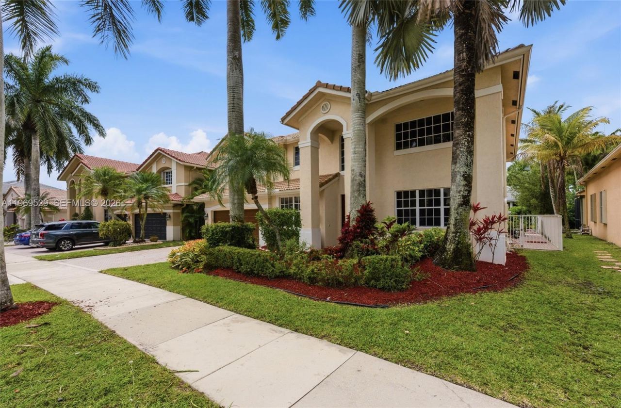 2455 Greenbrier Ct, Weston, FL 33327 Photo