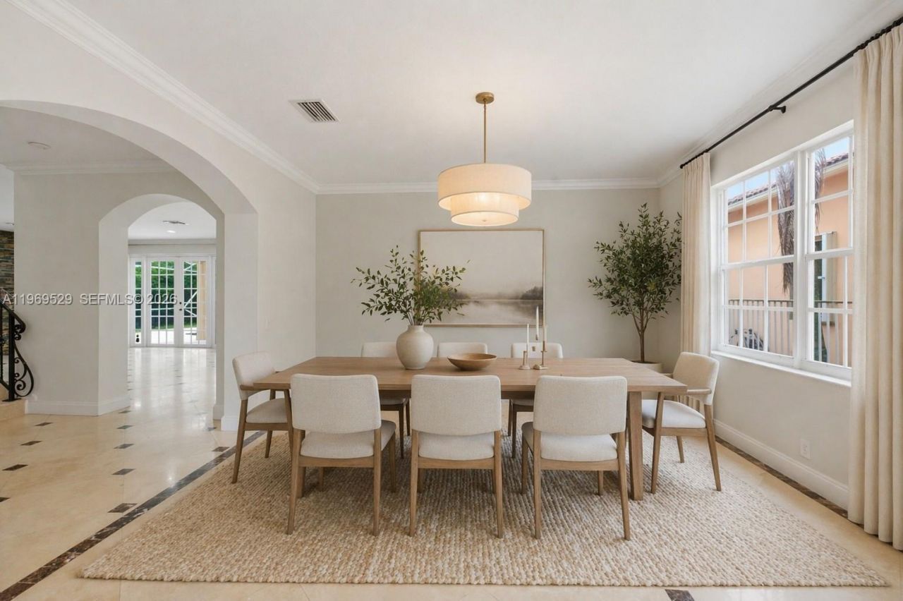 2455 Greenbrier Ct, Weston, FL 33327 Photo