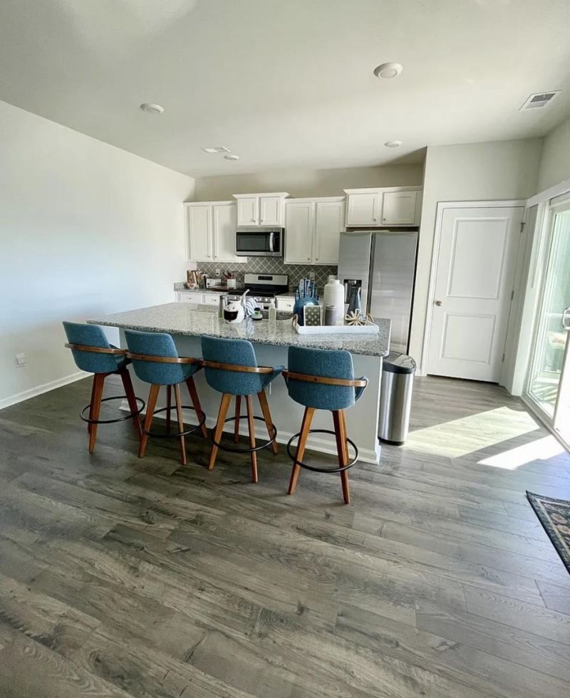 2156 Ainsley Dr. Photo 4