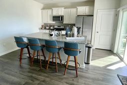 2156 Ainsley Dr. photo 4