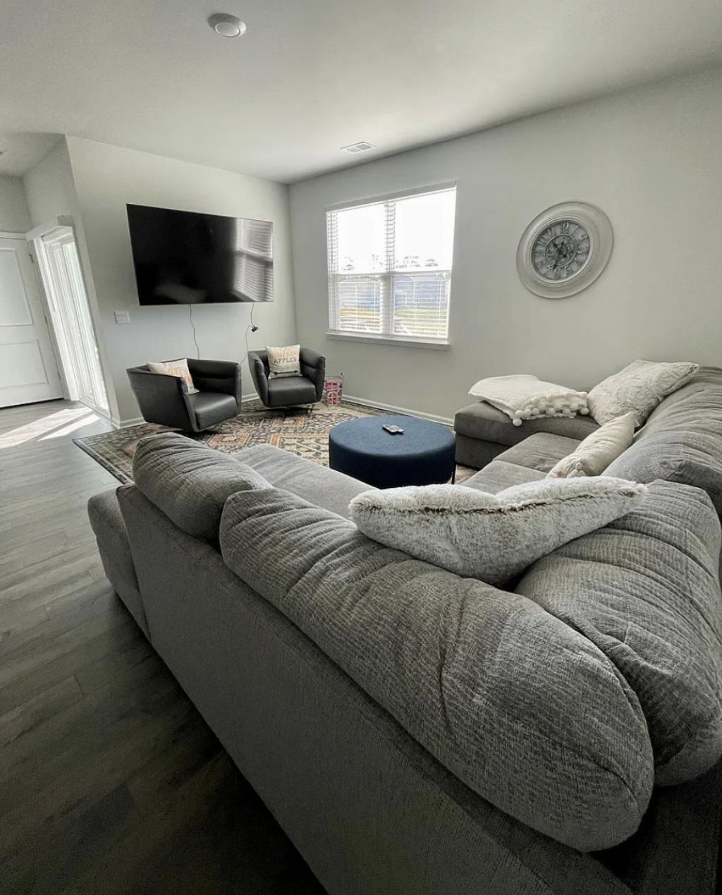 2156 Ainsley Dr. Photo 8