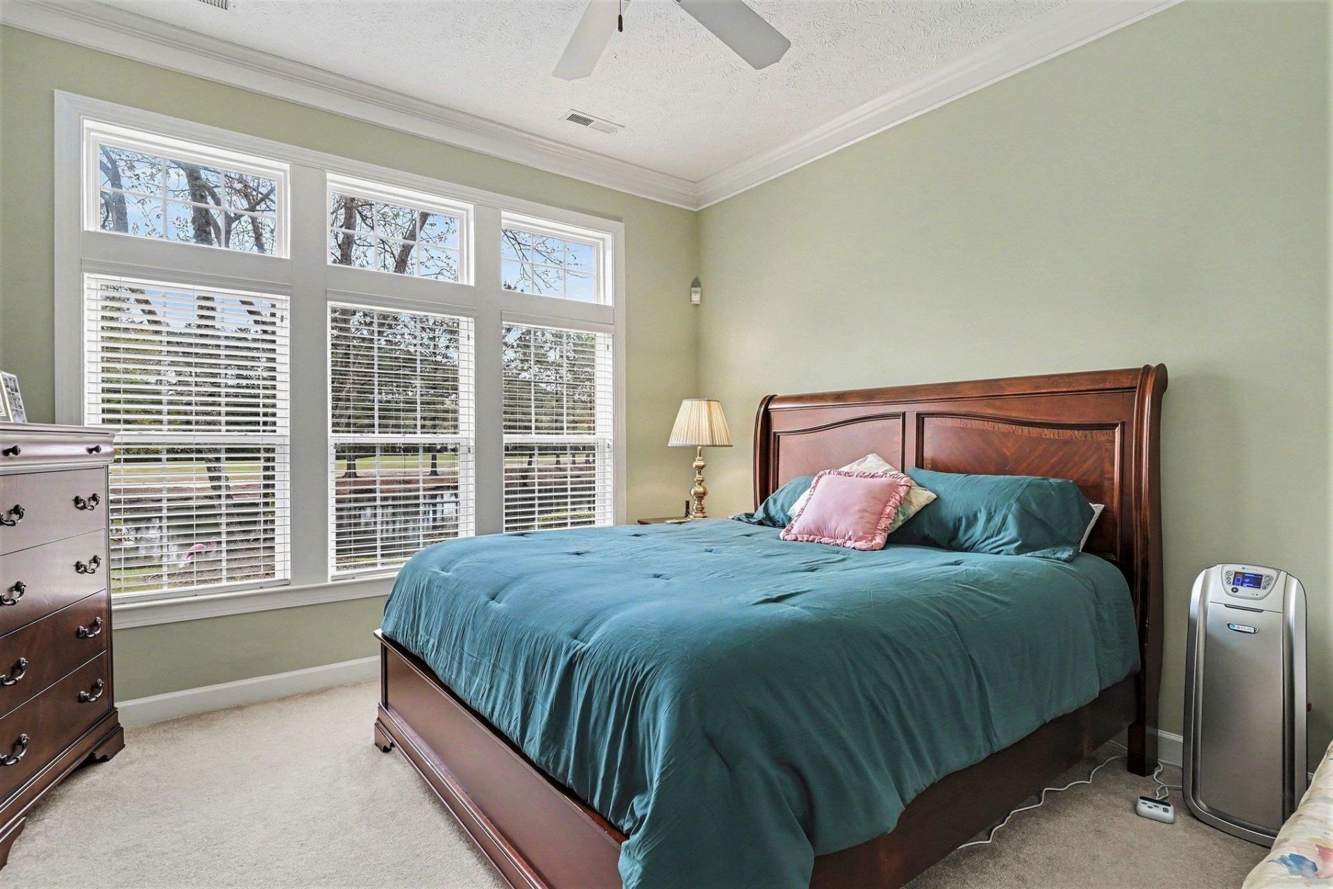 870 Castlebridge Dr.  Photo 16