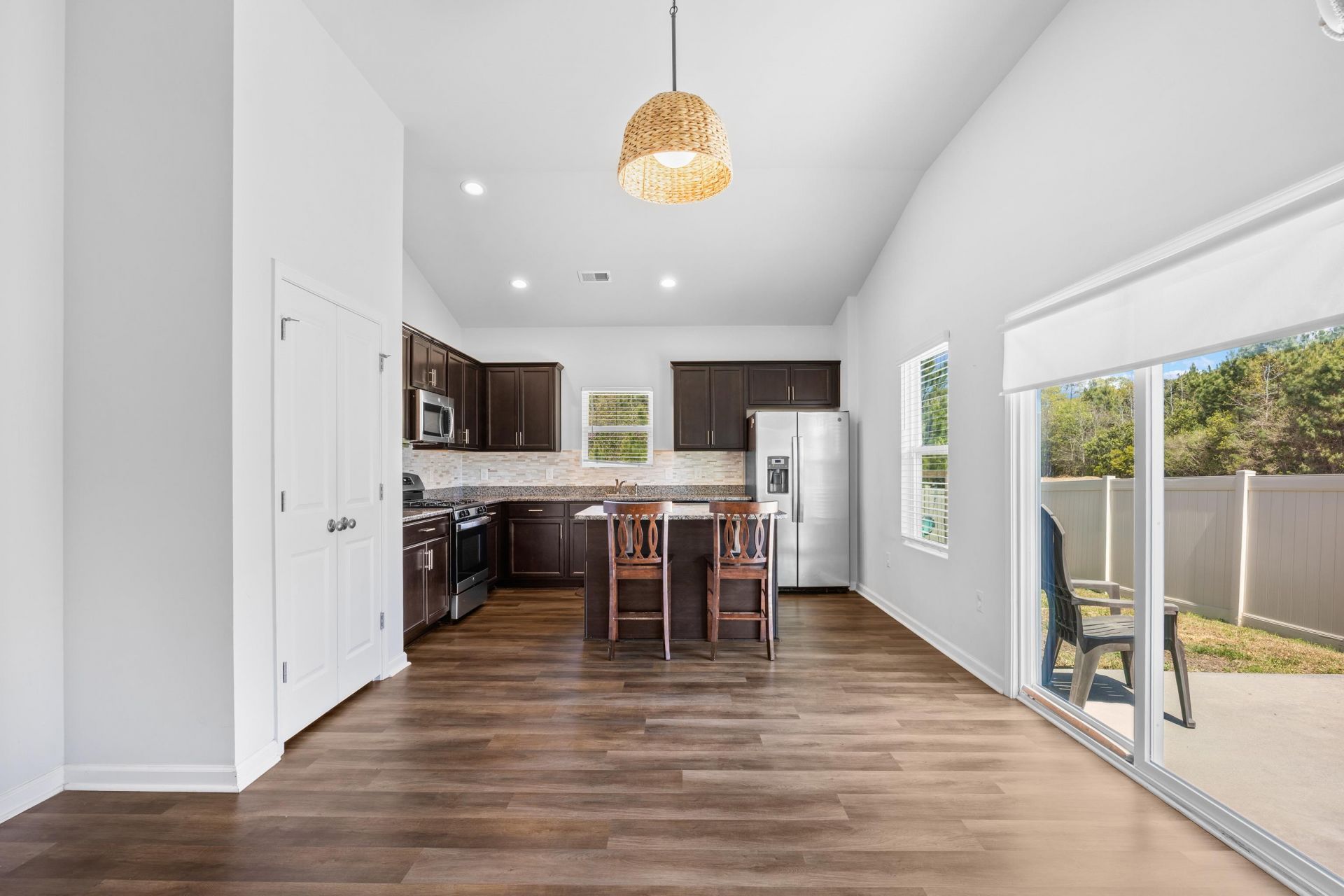 418 Archer Ct. Photo 17