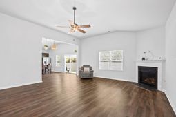 418 Archer Ct. photo 4