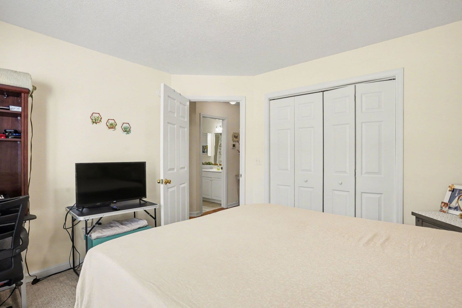 531 Alderly Ct. Photo 23