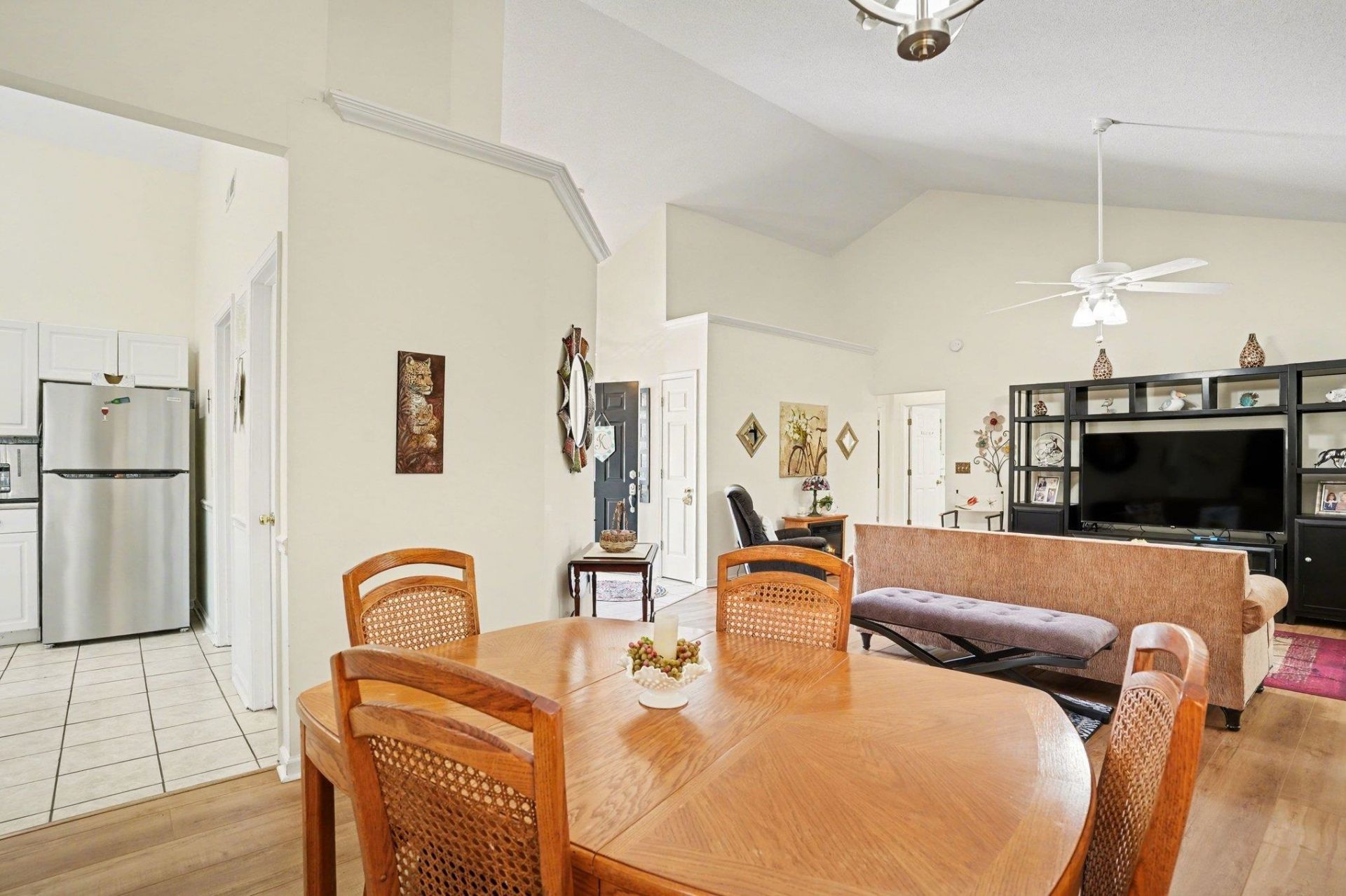 531 Alderly Ct. Photo 7