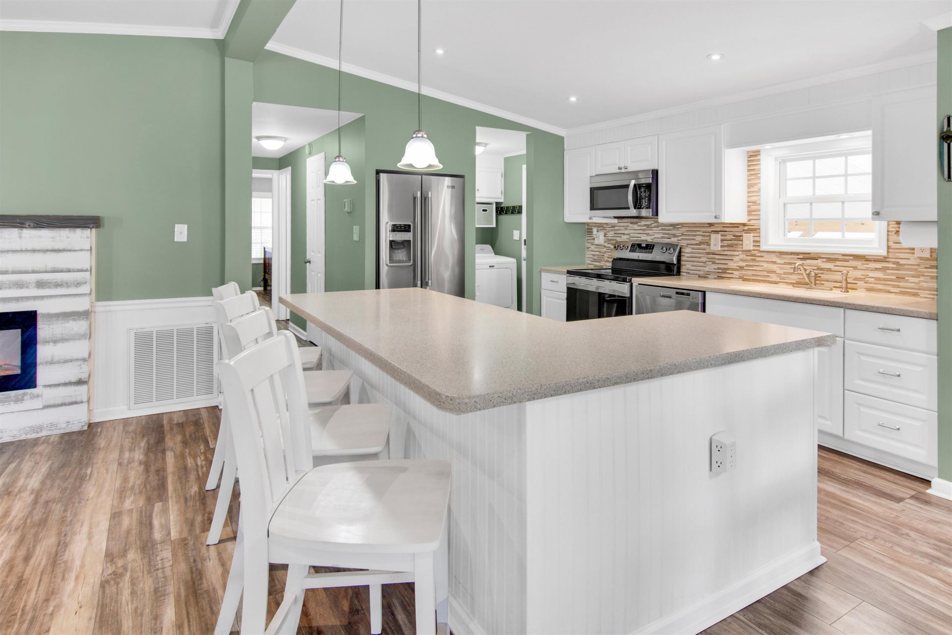 465 Sandpebble Dr.  Photo 10