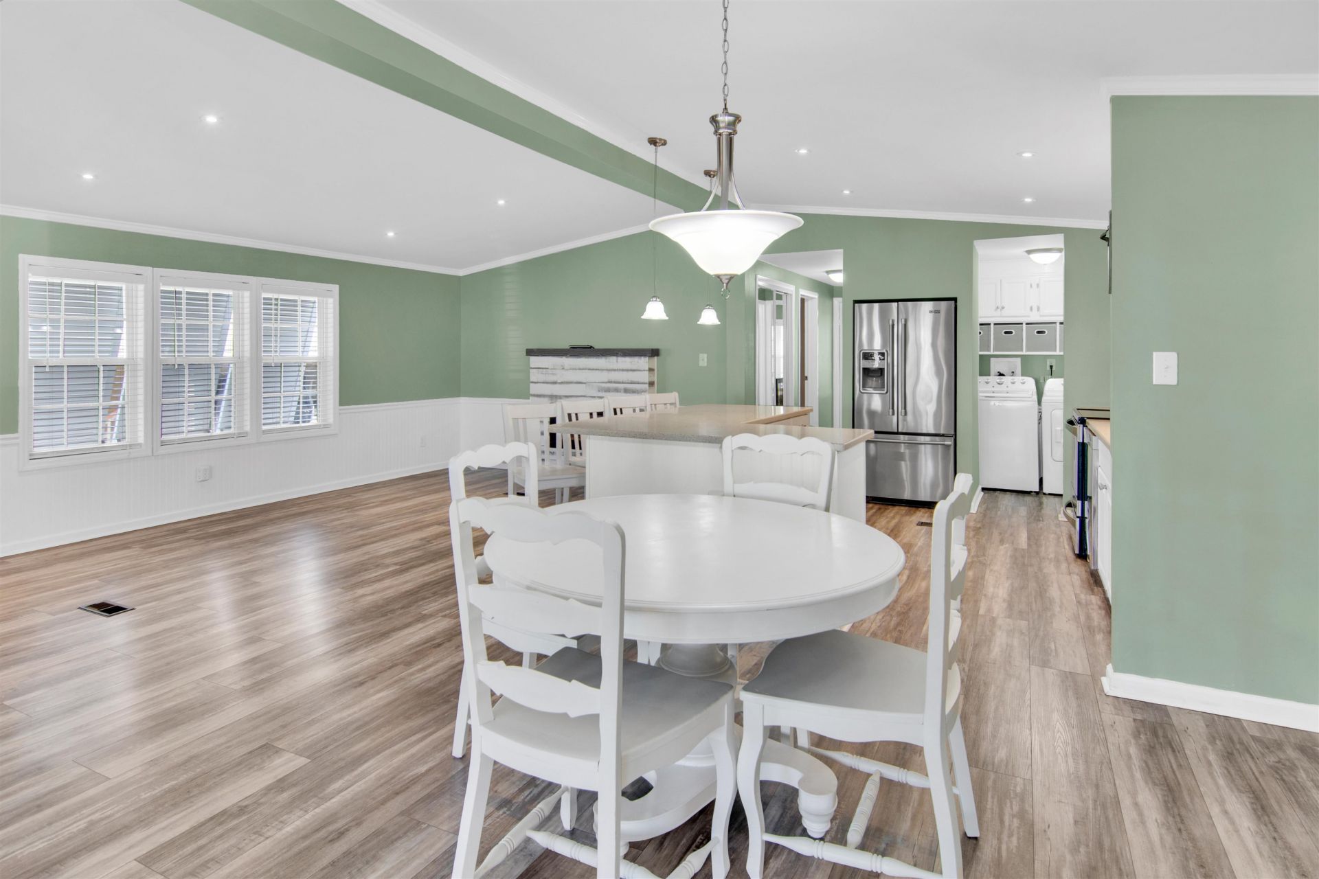 465 Sandpebble Dr.  Photo 11