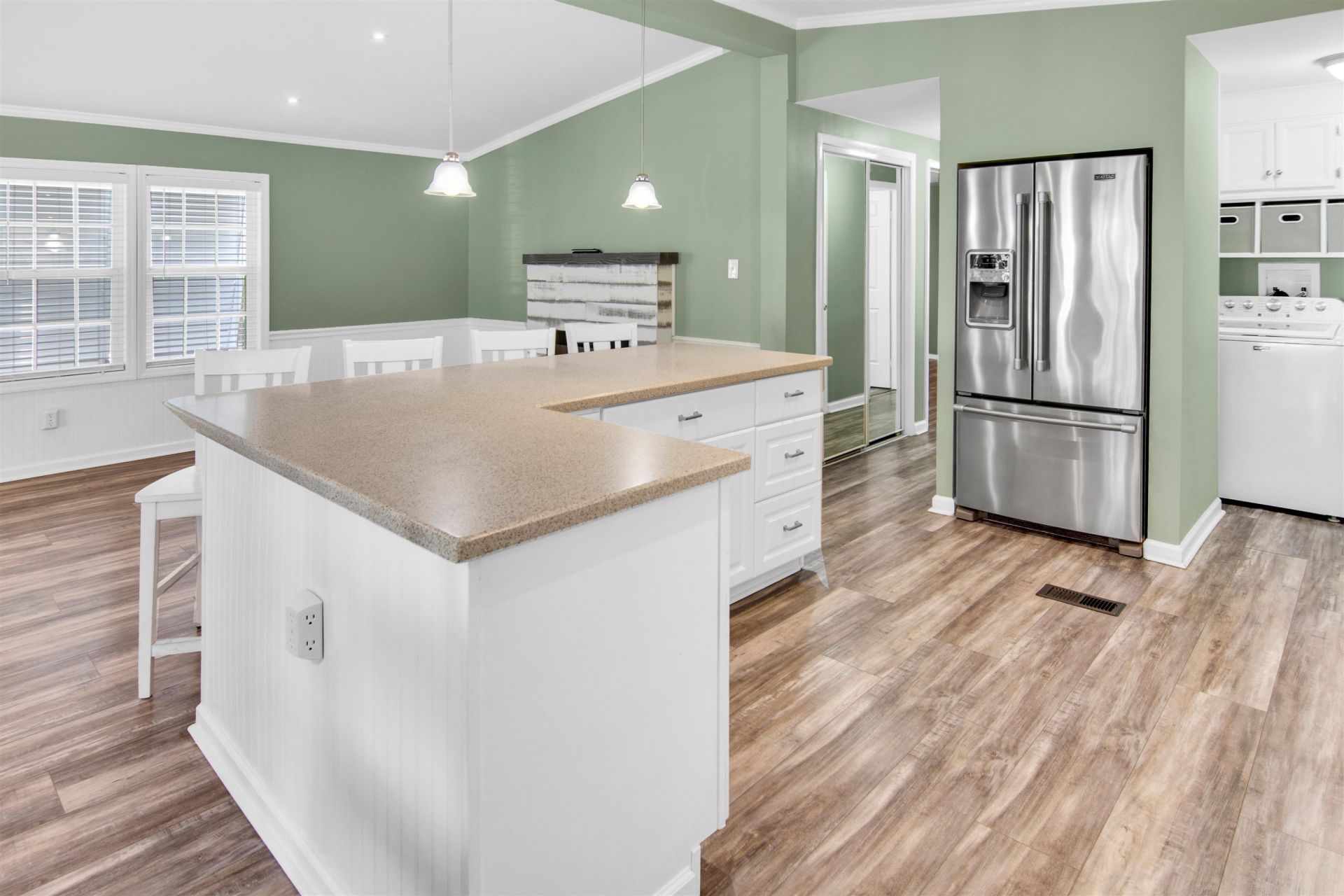 465 Sandpebble Dr.  Photo 12