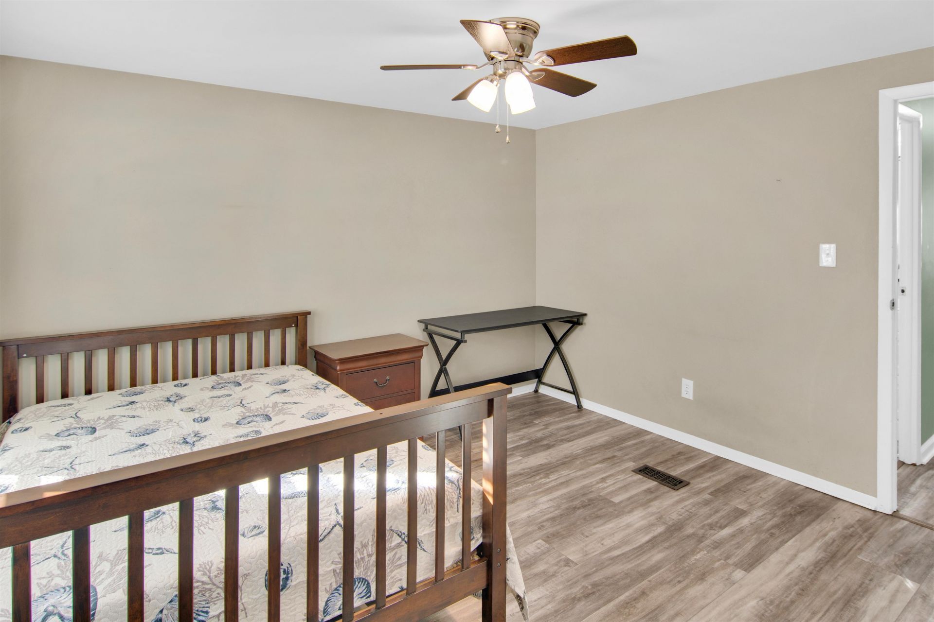 465 Sandpebble Dr.  Photo 25